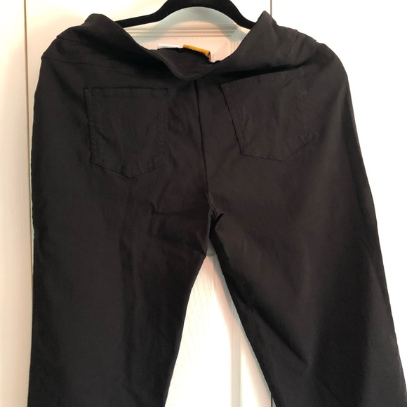 Ruby Road Black capris - Picture 3 of 3